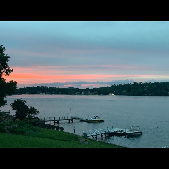 Meet your Posher, Francesca - Picture 1 of 1